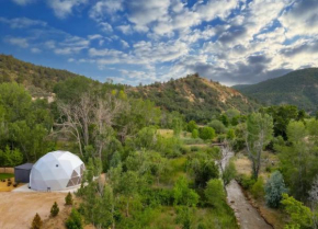 2 domes in Glendale Utah Fantastic Stargazing